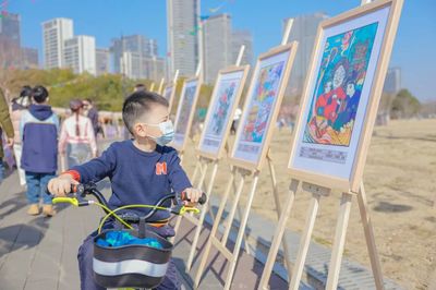 绘就城市新画卷 全市首个绘画艺术创作服务正式启动